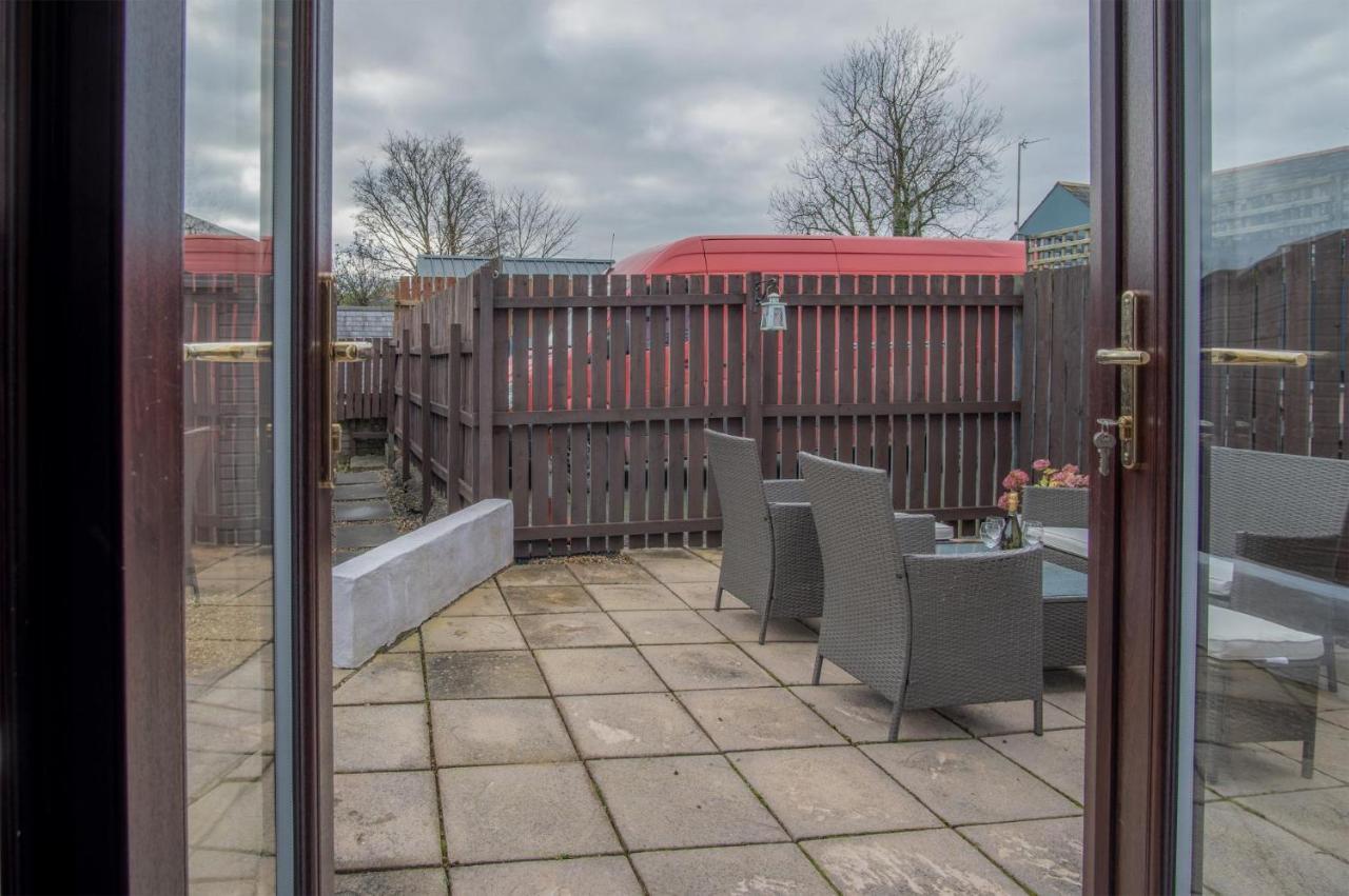Old Keg Yard - 2 Bedroom Holiday Cottage - Narberth Exterior foto
